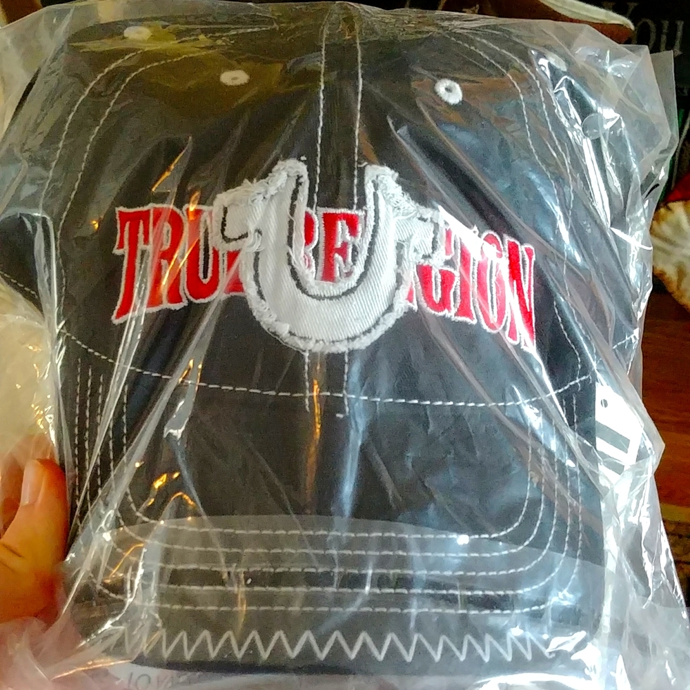 True religion hat